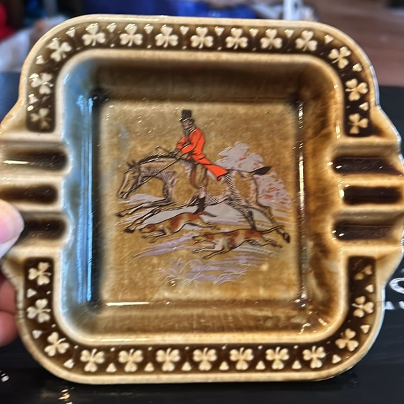Vintage 60s WADE Irish Porcelain Ashtray - Picture 3 of 5